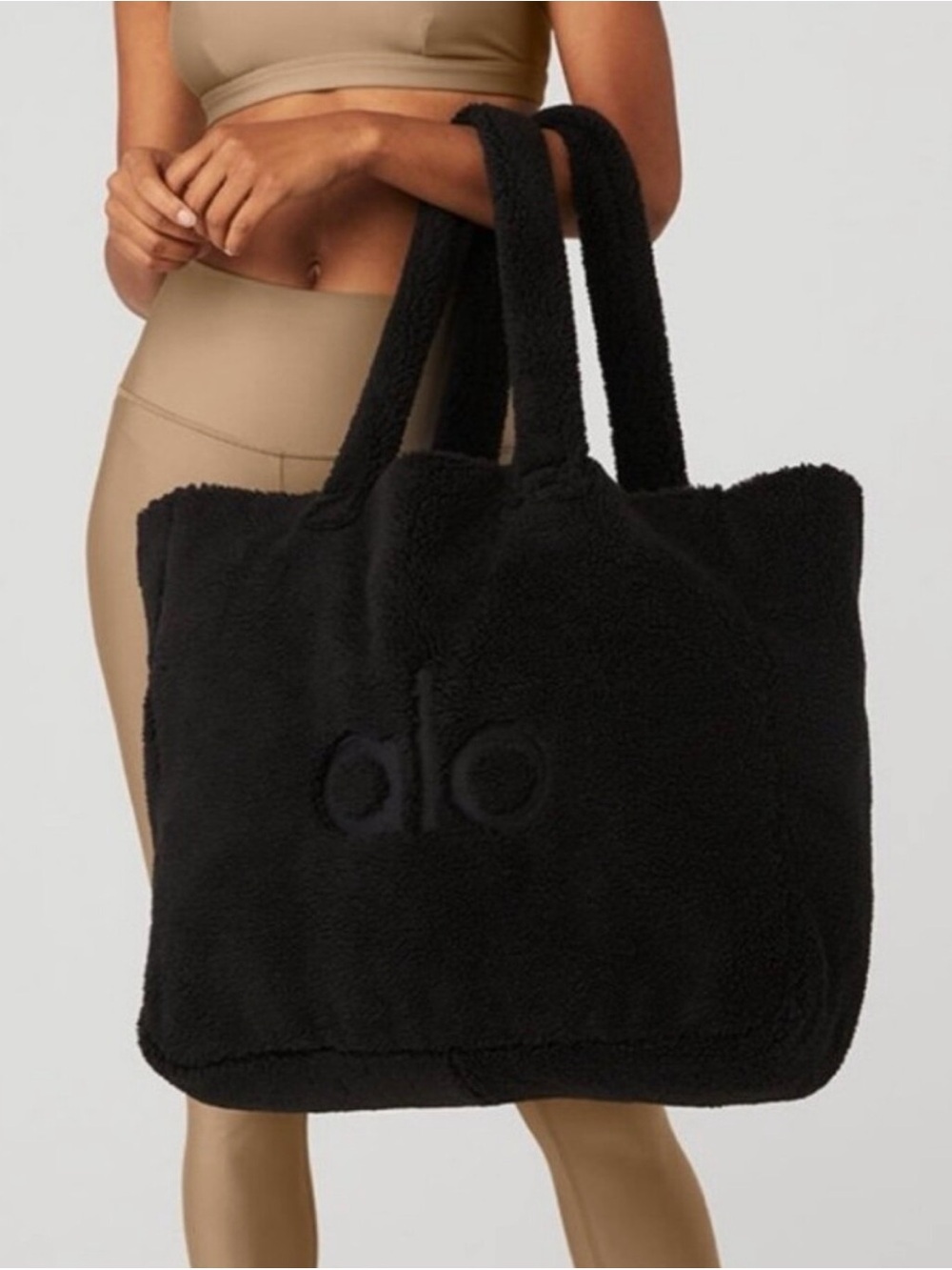 Alo yoga foxy Sherpa tote